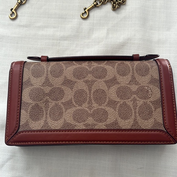 Coach Riley Chain Clutch - Picture 3 of 12